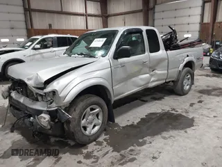 2004 Toyota Tacoma with VIN 5TEWN72N24Z344478, listed as a IAAI auction lot 41548440 with 204,448 mi miles and . Bid and sale history available at DreamBid. Image 18.