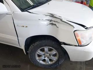 2001 Toyota Highlander with VIN JTEGF21AX10022116, listed as a IAAI auction lot 41604066 with 119,033 mi miles. Bid and sale history available at carsss.com. Image 6.