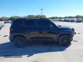 2018 Jeep Renegade Latitude z VIN ZACCJABB0JPH84416, wystawiony jako IAAI lot #41589445 z przebiegiem 101 001 mil mil oraz . Historia ofert i sprzedaży dostępna na DreamBid. Obrazek 13.