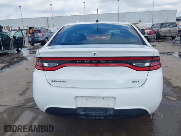2015 Dodge Dart SXT z VIN 1C3CDFBB9FD278078, wystawiony jako IAAI lot #41486575 z przebiegiem 49 767 mil mil oraz . Historia ofert i sprzedaży dostępna na DreamBid. Obrazek 16.