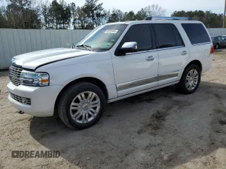 2013 Lincoln Navigator z VIN 5LMJJ2H58DEL06085, wystawiony jako Copart lot #89203405 z przebiegiem 119 369 mil mil oraz Szkoda całkowita • Salvage title. Historia ofert i sprzedaży dostępna na DreamBid. Obrazek 1.
