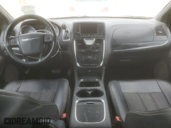 2015 Chrysler Town & Country S with VIN 2C4RC1HG4FR755673, listed as a Copart auction lot 82405424 with 246,989 mi miles and Salvage Title. Bid and sale history available at DreamBid. Image 8.