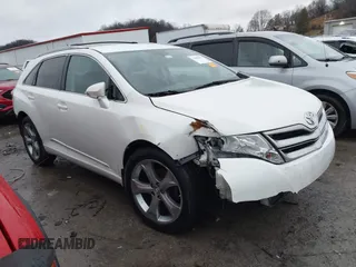 2013 Toyota Venza LE with VIN 4T3BK3BB2DU082754, listed as a IAAI auction lot 41498251 with 161,317 mi miles. Bid and sale history available at carsss.com. Image 1.