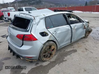 2016 Volkswagen Golf GTI SE w/Performance Pkg with VIN 3VW547AU1GM065836, listed as a IAAI auction lot 41612048 with 157,094 mi miles. Bid and sale history available at carsss.com. Image 4.
