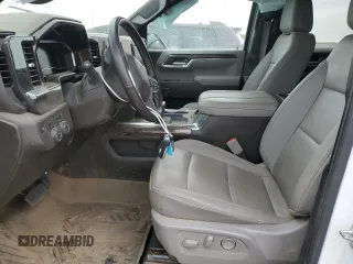2024 Chevrolet Silverado 1500 LT with VIN 1GCUDDE83RZ304265, listed as a Copart auction lot 76372114 with 12,131 mi miles and Salvage Title. Bid and sale history available at carsss.com. Image 7.