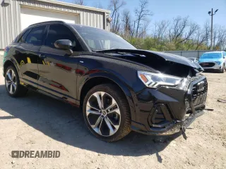 2021 Audi Q3 S line Premium Plus with VIN WA1EECF38M1045420, listed as a Copart auction lot 48039973 with 19,906 mi miles. Bid and sale history available at carsss.com. Image 4.