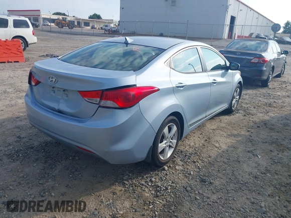 2012 Hyundai Elantra Limited с VIN KMHDH4AEXCU469312, выставлен на аукционе IAAI как лот 42602449 с пробегом 124 285 миль миль и . История ставок и продаж доступна на DreamBid. Изображение 4.