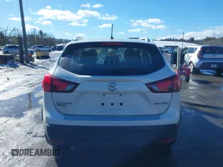 2017 Nissan Rogue Sport SL with VIN JN1BJ1CR6HW118250, listed as a IAAI auction lot 41625103 with 152,989 mi miles. Bid and sale history available at carsss.com. Image 16.