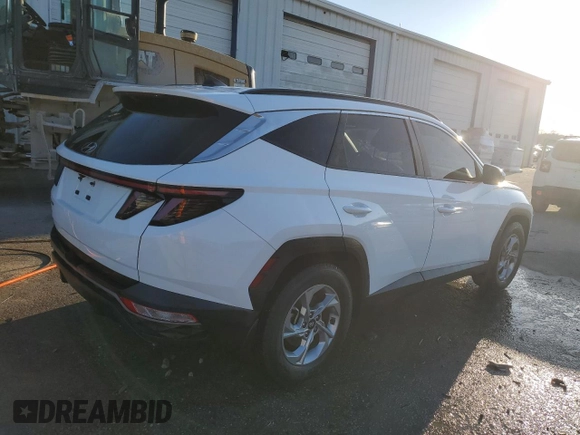 2023 Hyundai Tucson SEL with VIN 5NMJB3AE3PH207969, listed as a Copart auction lot 48477695 with 34,422 mi miles and Salvage Title. Bid and sale history available at DreamBid. Image 3.