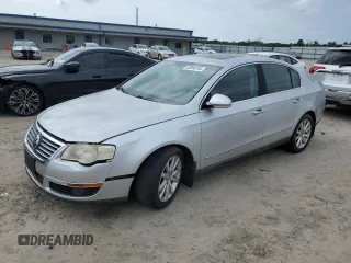 2006 Volkswagen CC Sport with VIN WVWEU73CX6P096969, listed as a Copart auction lot 53950754 with 111,950 mi miles and Clean Title. Bid and sale history available at DreamBid. Image 1.