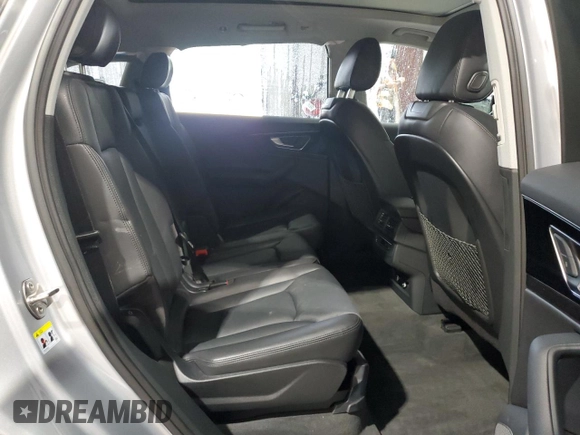 2018 Audi Q7 Premium Plus z VIN WA1LAAF71JD045991, wystawiony jako Copart lot #61437075 z przebiegiem 33 702 mil mil oraz Szkoda całkowita • Salvage title. Historia ofert i sprzedaży dostępna na DreamBid. Obrazek 11.