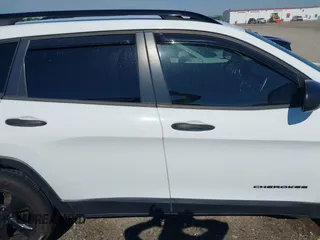 2017 Jeep Cherokee Altitude with VIN 1C4PJMAS0HW631536, listed as a IAAI auction lot 42180916 with 150,296 mi miles and . Bid and sale history available at DreamBid. Image 13.