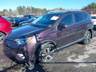 2018 Toyota RAV4 XLE with VIN 2T3RFREV6JW839890, listed as a IAAI auction lot 41654804 with 72,038 mi miles. Bid and sale history available at carsss.com. Image 14.