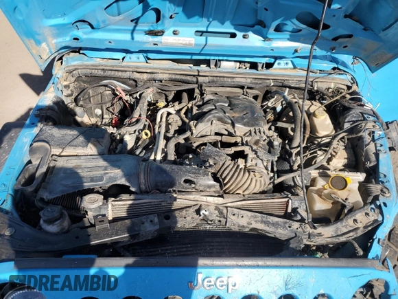 2017 Jeep Wrangler Unlimited Rubicon Recon with VIN 1C4BJWFG0HL582320, listed as a Copart auction lot 85435514 with 123,332 mi miles and Salvage title. Bid and sale history available at DreamBid. Image 12.