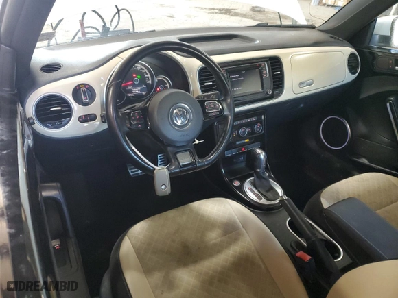 2019 Volkswagen Beetle S with VIN 3VWFD7AT4KM703324, listed as a Copart auction lot 77000024 with 93,346 mi miles and Salvage Title. Bid and sale history available at carsss.com. Image 8.