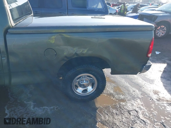 2002 Ford F-150 XL with VIN 1FTRF17W92NB74175, listed as a IAAI auction lot 41204360 with 1 mi miles. Bid and sale history available at carsss.com. Image 17.
