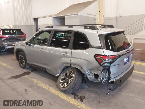 2025 Subaru Forester Premium with VIN JF2SLDDC6SH514355, listed as a IAAI auction lot 41535610 with 33 mi miles. Bid and sale history available at carsss.com. Image 3.
