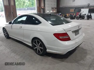 2015 Mercedes-Benz C 250 with VIN WDDGJ4HB5FG375879, listed as a IAAI auction lot 42454524 with 50,588 mi miles and . Bid and sale history available at DreamBid. Image 3.