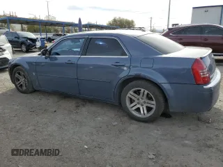 2007 Chrysler 300 C z VIN 2C3KA63H57H790772, wystawiony jako Copart lot #50150225 z przebiegiem 187 800 mil mil oraz Szkoda całkowita • Salvage title. Historia ofert i sprzedaży dostępna na DreamBid. Obrazek 2.