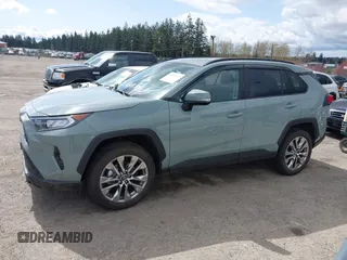 2019 Toyota RAV4 XLE Premium with VIN 2T3A1RFV7KW076483, listed as a IAAI auction lot 41945570 with 9,334 mi miles. Bid and sale history available at carsss.com. Image 14.