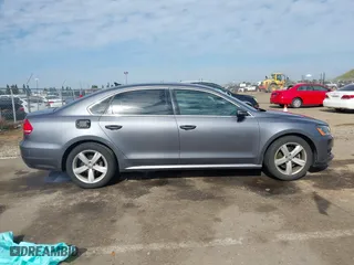 2012 Volkswagen Passat SE with VIN 1VWBP7A35CC024137, listed as a IAAI auction lot 41572782 with 138,827 mi miles. Bid and sale history available at carsss.com. Image 13.