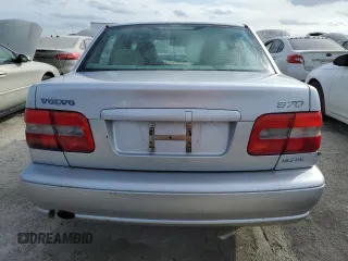 2000 Volvo S70 z VIN YV1LS56DXY2671099, wystawiony jako Copart lot #75080174 z przebiegiem Nie podano mil oraz Nie do naprawy. Historia ofert i sprzedaży dostępna na DreamBid. Obrazek 6.