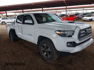2017 Toyota Tacoma SR5 with VIN 3TMAZ5CN0HM042269, listed as a IAAI auction lot 41928544 with 89,942 mi miles. Bid and sale history available at carsss.com. Image 1.