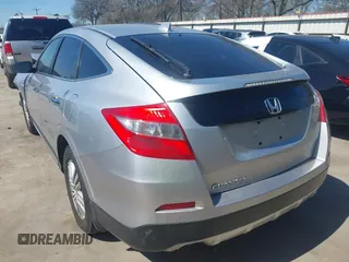 2013 Honda Crosstour EX-L z VIN 5J6TF3H55DL005254, wystawiony jako IAAI lot #41758954 z przebiegiem 207 830 mil mil oraz . Historia ofert i sprzedaży dostępna na DreamBid. Obrazek 3.