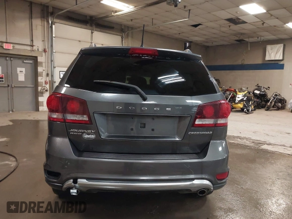 2015 Dodge Journey Crossroad with VIN 3C4PDDGG0FT607072, listed as a IAAI auction lot 41881868 with 185,699 mi miles. Bid and sale history available at carsss.com. Image 16.