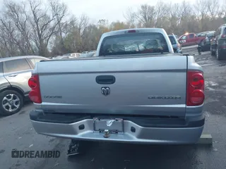 2011 Ram Dakota Bighorn/Lonestar with VIN 1D7RE3BKXBS636138, listed as a IAAI auction lot 40959951 with 75,615 mi miles. Bid and sale history available at carsss.com. Image 17.