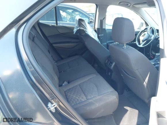 2019 Chevrolet Equinox LT with VIN 2GNAXUEV2K6187285, listed as a IAAI auction lot 41807538 with 205,098 mi miles. Bid and sale history available at carsss.com. Image 8.