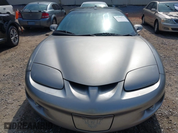 2002 Pontiac Firebird Firebird z VIN 2G2FS22K722105297, wystawiony jako IAAI lot #42350571 z przebiegiem 249 177 mil mil oraz . Historia ofert i sprzedaży dostępna na DreamBid. Obrazek 6.