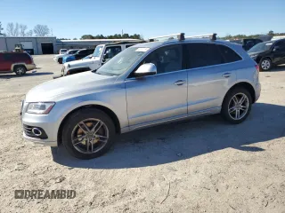 2015 Audi Q5 Premium Plus z VIN WA1CMBFP9FA082745, wystawiony jako Copart lot #48842085 z przebiegiem 105 045 mil mil oraz Szkoda całkowita • Salvage title. Historia ofert i sprzedaży dostępna na DreamBid. Obrazek 1.