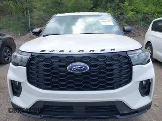 2025 Ford Explorer ST-Line with VIN 1FMUK8KH9SGB60445, listed as a IAAI auction lot 42087110 with 2,569 mi miles and . Bid and sale history available at DreamBid. Image 12.