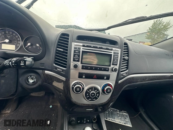 2009 Hyundai Santa Fe GL с VIN 5NMSG73E89H244027, выставлен на аукционе Copart как лот 69469734 с пробегом Не указан миль и Списание • Salvage title. История ставок и продаж доступна на DreamBid. Изображение 8.