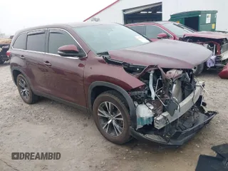 2019 Toyota Highlander LE with VIN 5TDZZRFH5KS354031, listed as a IAAI auction lot 41805239 with 73,018 mi miles and . Bid and sale history available at DreamBid. Image 1.