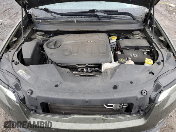 2020 Jeep Cherokee Latitude Plus z VIN 1C4PJMLXXLD518321, wystawiony jako Copart lot #86554184 z przebiegiem 76 611 mil mil oraz Szkoda całkowita • Salvage title. Historia ofert i sprzedaży dostępna na DreamBid. Obrazek 14.