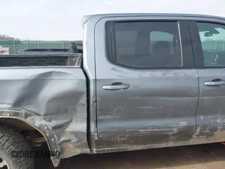 2022 GMC Sierra 1500 AT4 with VIN 1GTU9EET7NZ212467, listed as a IAAI auction lot 41680267 with 48,978 mi miles. Bid and sale history available at carsss.com. Image 18.