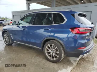 2021 BMW X5 xDrive40i with VIN 5UXCR6C0XM9G02456, listed as a Copart auction lot 63349365 with 21,086 mi miles and Clean title. Bid and sale history available at DreamBid. Image 2.