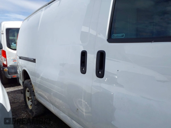 2014 Chevrolet Express Cargo Van with VIN 1GCWGFCA0E1205946, listed as a IAAI auction lot 41685687 with 317,212 mi miles. Bid and sale history available at carsss.com. Image 13.