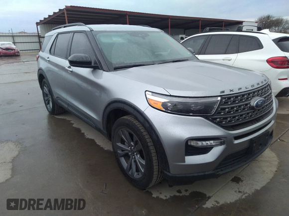 2022 Ford Explorer XLT z VIN 1FMSK8DH7NGB83988, wystawiony jako IAAI lot #41351547 z przebiegiem 60 668 mil mil oraz . Historia ofert i sprzedaży dostępna na DreamBid. Obrazek 1.