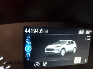 2022 Ford Escape SE z VIN 1FMCU9G6XNUB33179, wystawiony jako IAAI lot #42793652 z przebiegiem 44 194 mil mil oraz . Historia ofert i sprzedaży dostępna na DreamBid. Obrazek 15.