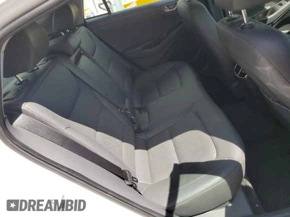 2020 Hyundai Ioniq Limited с VIN KMHC85LJ4LU061044, выставлен на аукционе Copart как лот 58514355 с пробегом 41 752 миль миль и Списание • Salvage title. История ставок и продаж доступна на DreamBid. Изображение 10.