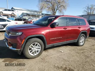 2023 Jeep Grand Cherokee Laredo z VIN 1C4RJJAG4P8798665, wystawiony jako Copart lot #47655435 z przebiegiem Nie podano mil oraz Szkoda całkowita • Salvage title. Historia ofert i sprzedaży dostępna na DreamBid. Obrazek 1.