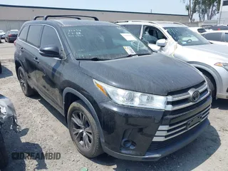 2018 Toyota Highlander LE with VIN 5TDZZRFH5JS284982, listed as a IAAI auction lot 42218539 with 76,868 mi miles and . Bid and sale history available at DreamBid. Image 1.