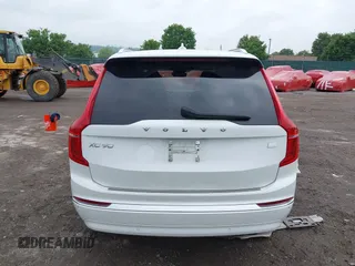 2023 Volvo XC90 Plus z VIN YV4H600N2P1975520, wystawiony jako IAAI lot #42389524 z przebiegiem 24 327 mil mil oraz . Historia ofert i sprzedaży dostępna na DreamBid. Obrazek 17.