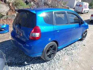 2007 Honda Fit Sport z VIN JHMGD38647S049292, wystawiony jako IAAI lot #41971049 z przebiegiem 206 846 mil mil oraz . Historia ofert i sprzedaży dostępna na DreamBid. Obrazek 4.