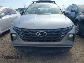 2024 Hyundai Tucson SEL with VIN 5NMJF3DE3RH323367, listed as a IAAI auction lot 42041725 with 4,923 mi miles. Bid and sale history available at carsss.com. Image 13.