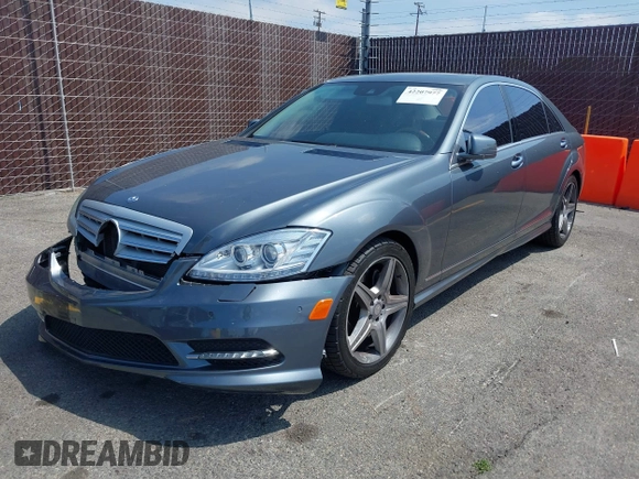 2011 Mercedes-Benz S 550 with VIN WDDNG7BB3BA385985, listed as a IAAI auction lot 42207977 with 122,874 mi miles and . Bid and sale history available at DreamBid. Image 17.