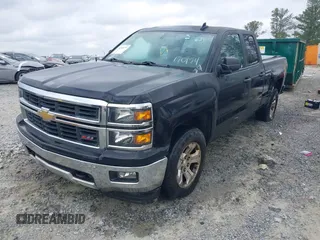 2015 Chevrolet Silverado 1500 LT with VIN 1GCVKREC3FZ170154, listed as a IAAI auction lot 41940479 with 200,965 mi miles. Bid and sale history available at carsss.com. Image 19.